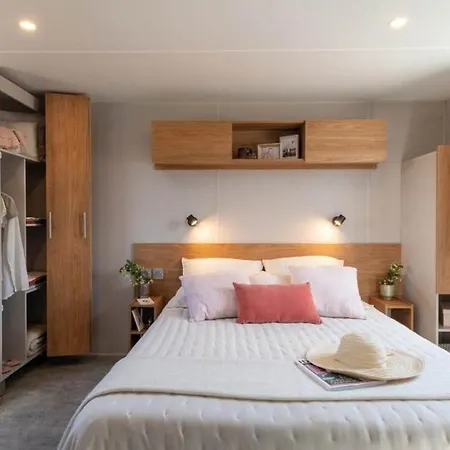Mobilhome Confortable, Spacieux Et Lumineux Dans 아파트 레 마트