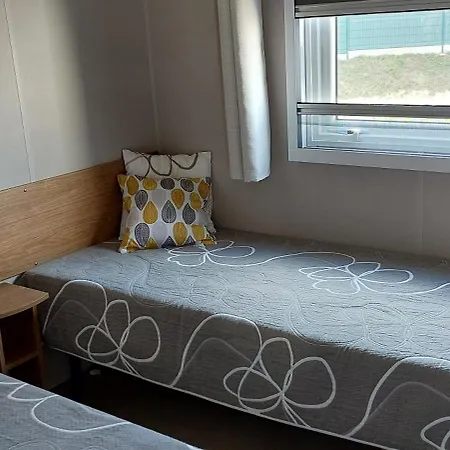 Mobilhome Confortable, Spacieux Et Lumineux Dans 레 마트