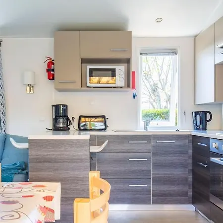 Apartment Mobilhome Confortable, Spacieux Et Lumineux Dans Les Mathes