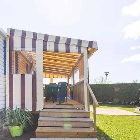 Mobilhome Confortable, Spacieux Et Lumineux Dans