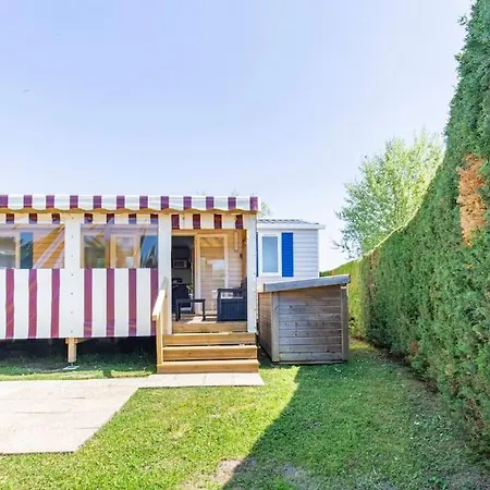 Mobilhome Confortable, Spacieux Et Lumineux Dans *