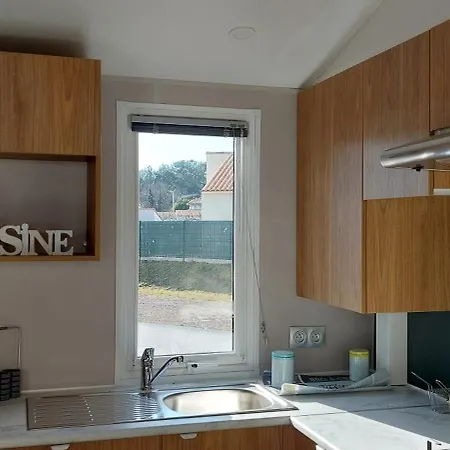 Mobilhome Confortable, Spacieux Et Lumineux Dans *