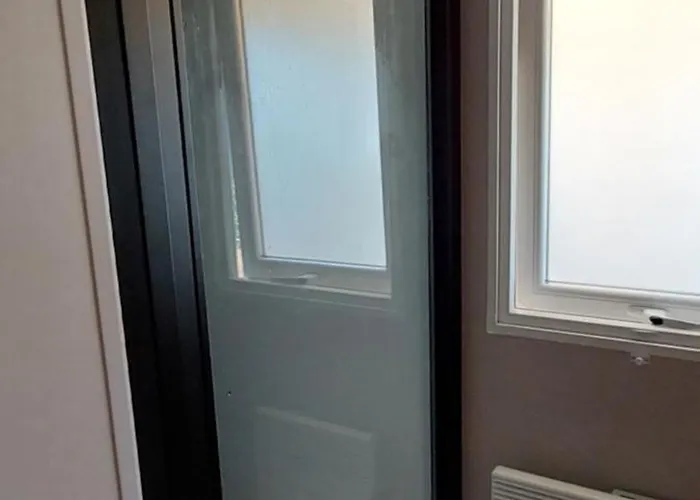 Mobilhome Confortable, Spacieux Et Lumineux Dans Apartmán *